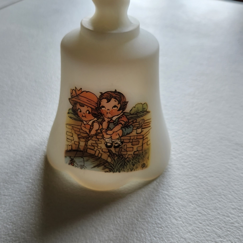 Vintage Campbell Soup Kids Bell Fenton.